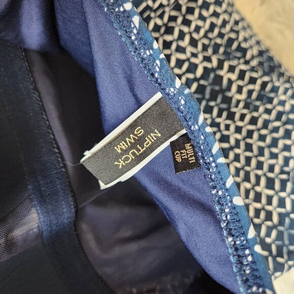 Nip Tuck Nautical Foil Twist Front Tummy Control Women Swimsuit Size 6 - Picture 8 of 14